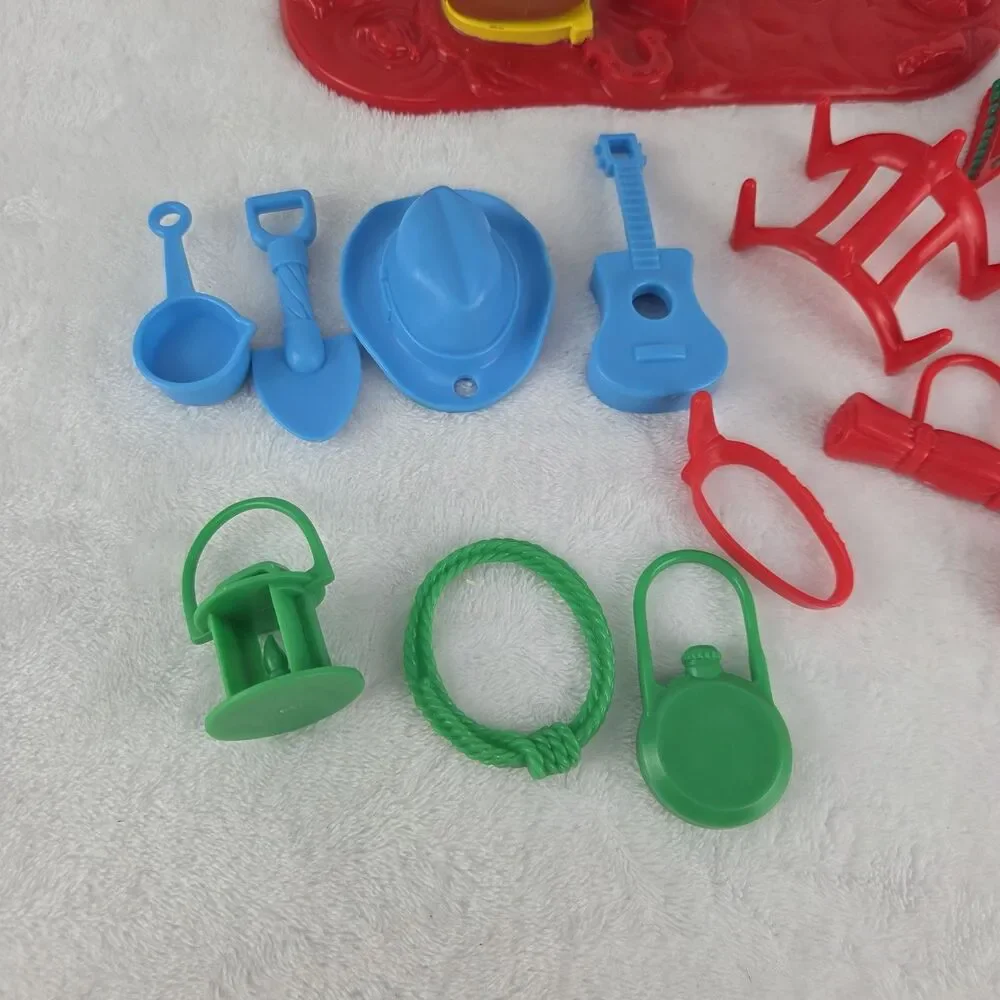 Milton Bradley Buckaroo Game Saddle Stacking Buckeroo 2004 Vintage 100% Complete